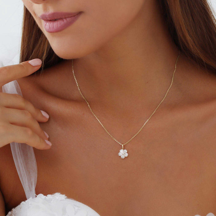 Kette Perlmuttblume Bloom Golden