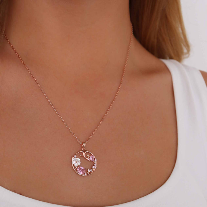 Blush Bloom Circle Kette