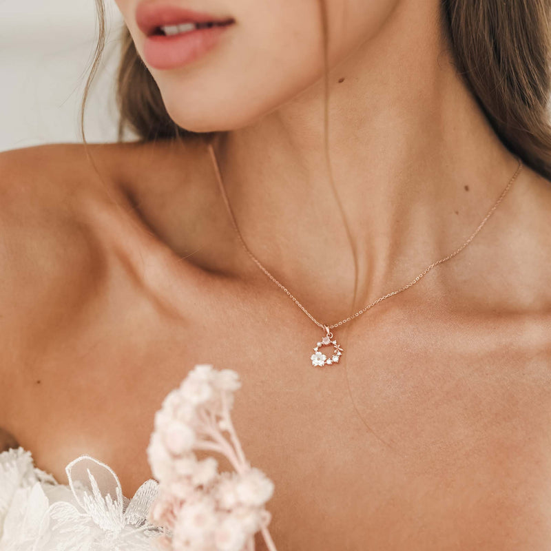 Weißes Frühlingsblumen Set Rosegold