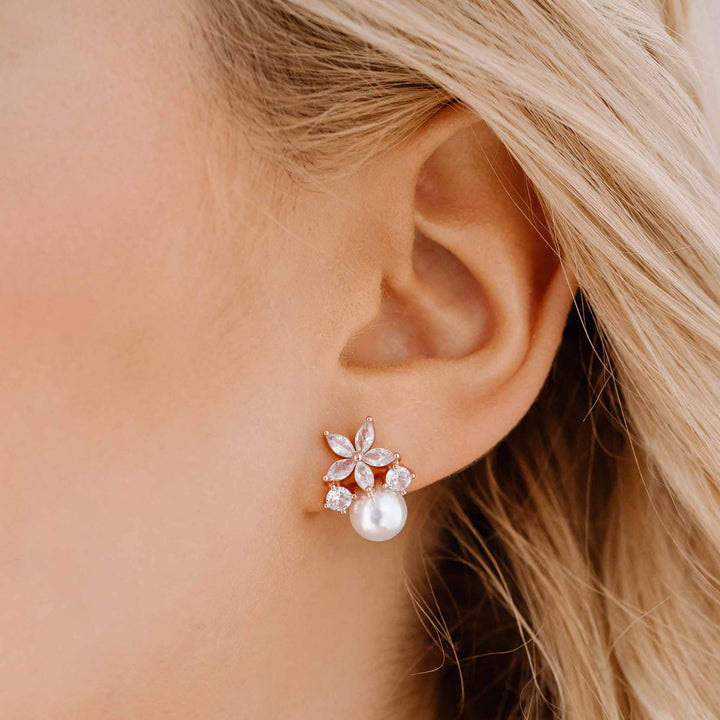 Ohrringe Fleur mit Perle rosévergoldet